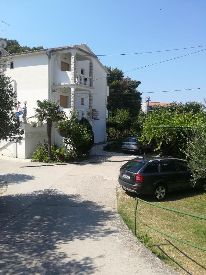 Ferienwohnung Alemka Banjol Exterior foto